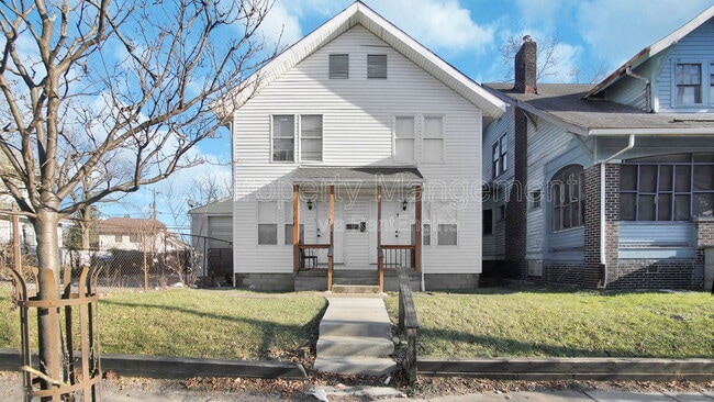 Photo - 2198 Cleveland Ave