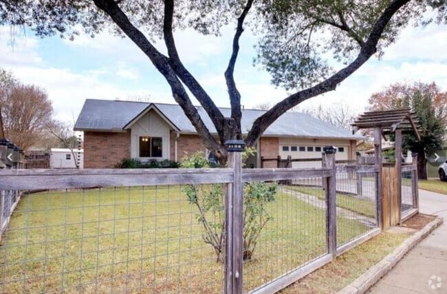 Building Photo - 6104 Bridlington Cir Rental