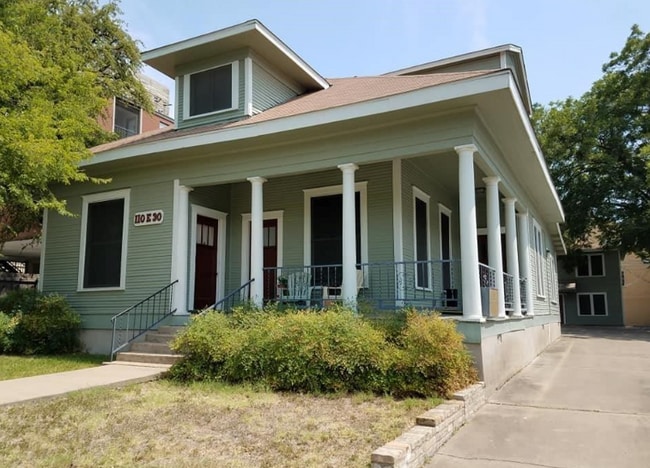 Photo - 110 E 30th St