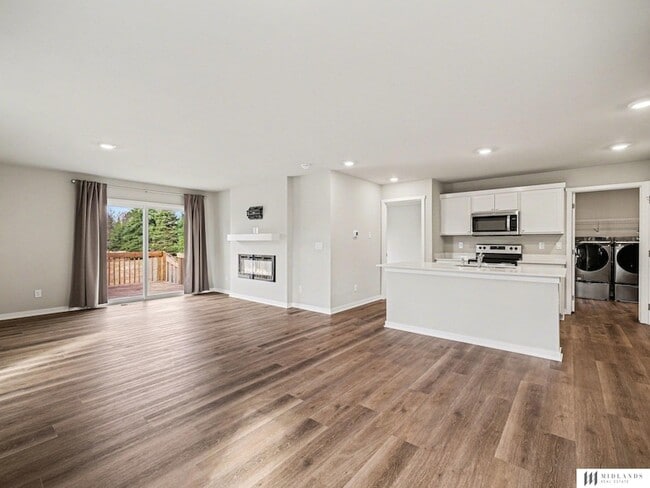 Photo - 17814 Hampton Dr