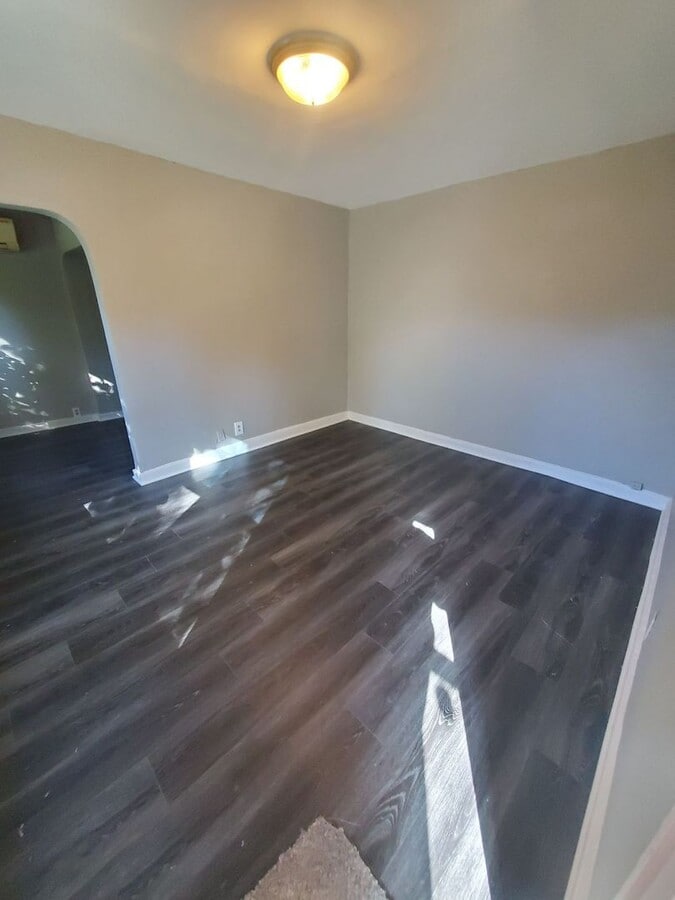 4603 N 29th St - 6 unit - 4603 N 29th St - 6 unit