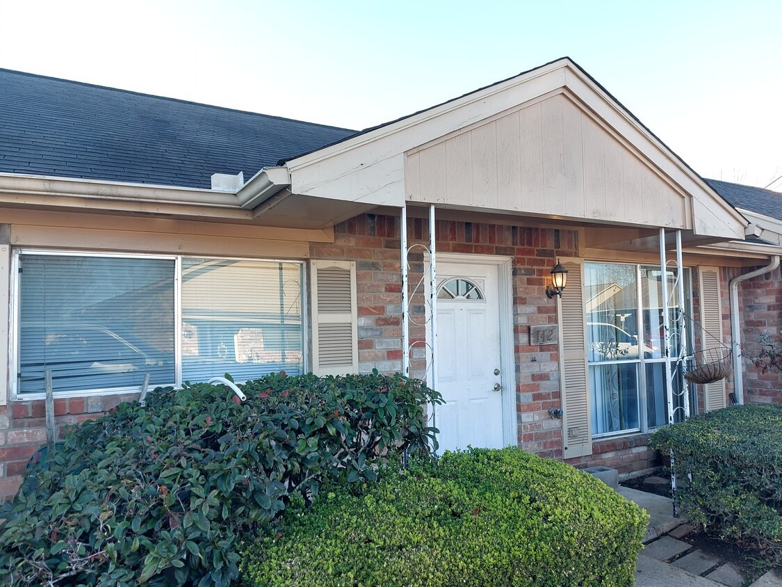 Photo - 3362 Burke Rd (Pasadena, TX)