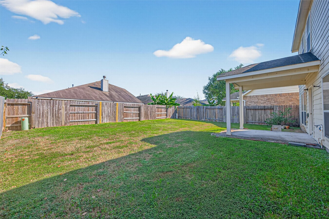 Photo - 21583 Rose Mill Dr