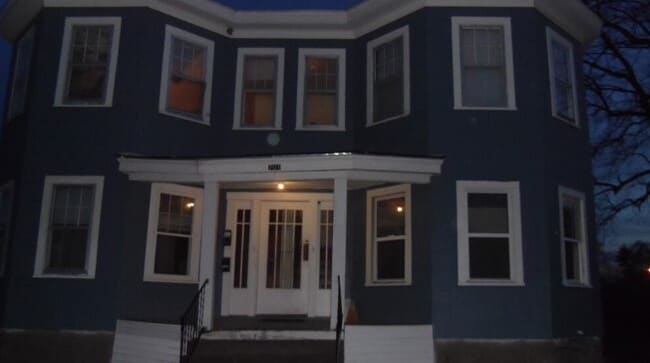 Photo - 701 Harrison Ave Apartments