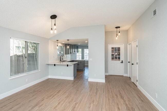 Photo - 4240 Ardwell Way