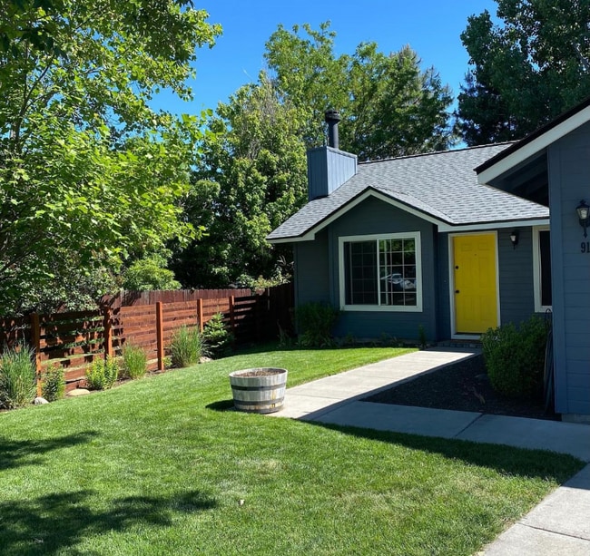 Building Photo - 919 NW 20th Ct Rental