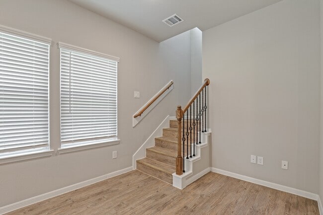 Photo - 13514 Axel Ln