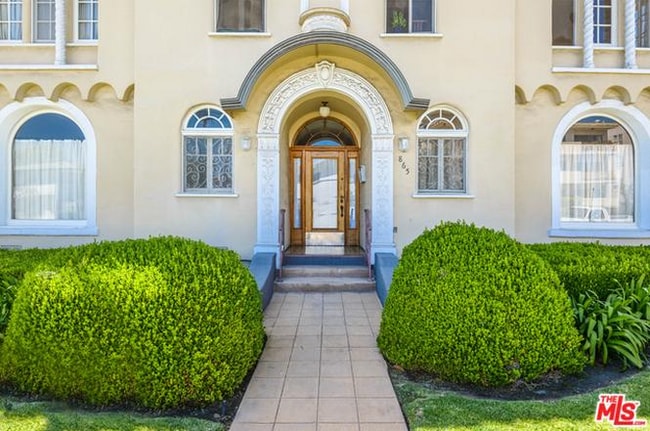 Photo - 865 S Shenandoah St Unidad 101