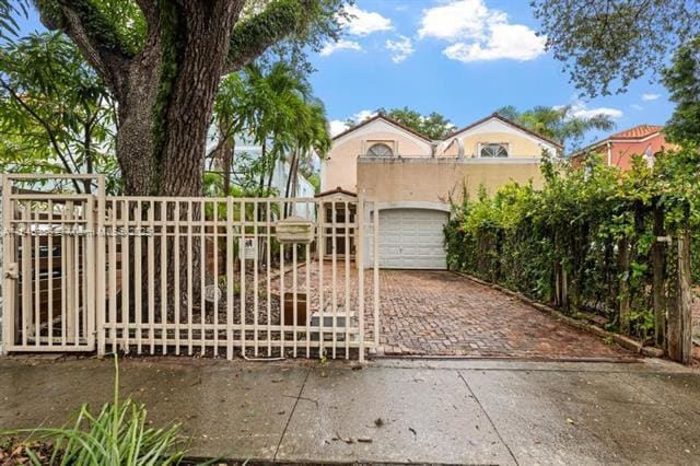 Photo - 3049 Mary St