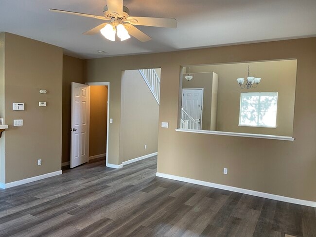 Photo - 157 Maidenhair St