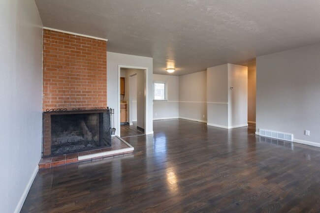 Photo - Charming Ranch Style Home in D12!
