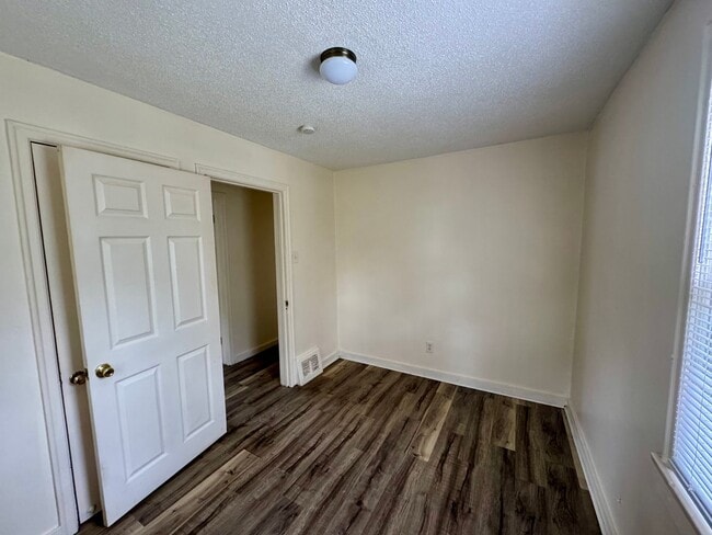 Photo - Single Family 2 Bedroom