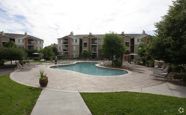 Piscina - Whisper Creek