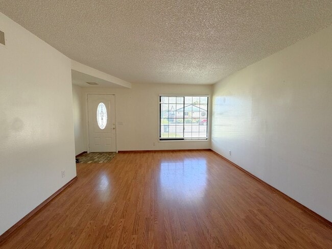 Photo - Desirable South East Three Bedroom Home