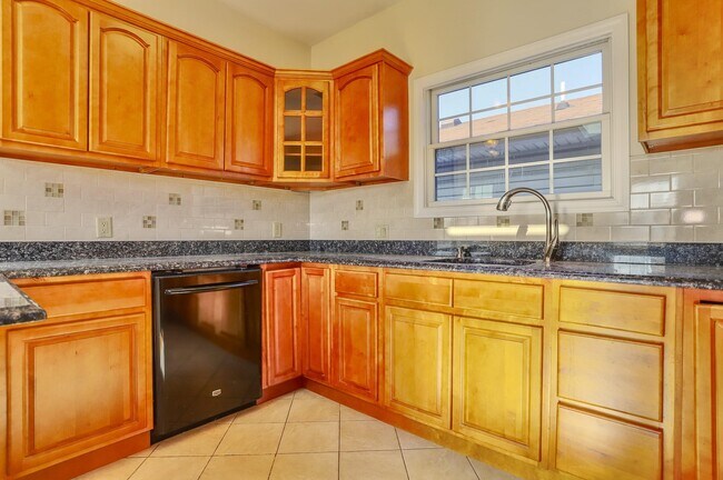 Photo - 24 Emerson Ave Unit 2