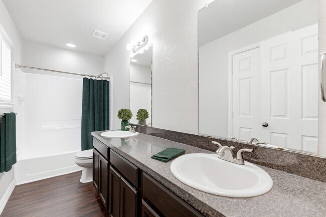 Woodhaven Villas