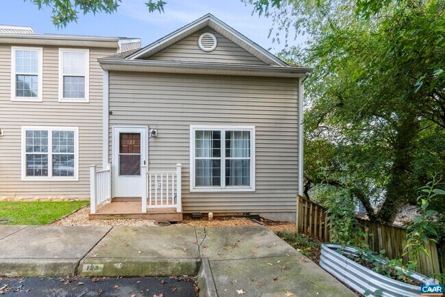 Building Photo - 123 Danbury Ct Rental