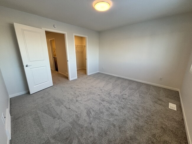 Photo - 45 Creekview Mnr SW