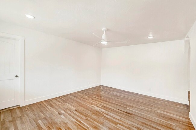 Photo - 510 Parkview Blvd