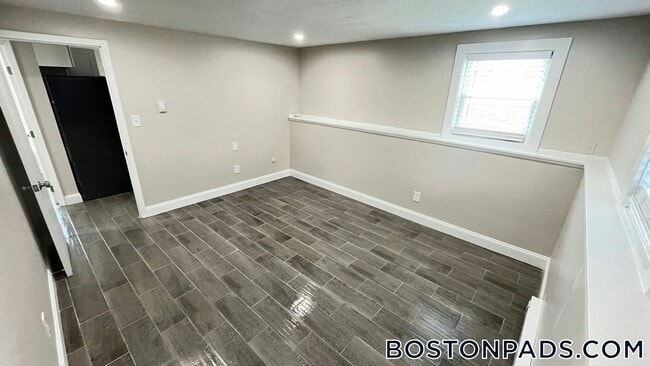 Photo - 12 Perry St Unit 14