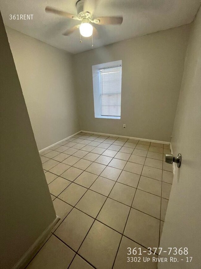 Photo - 3302 Up River Rd Unit 17