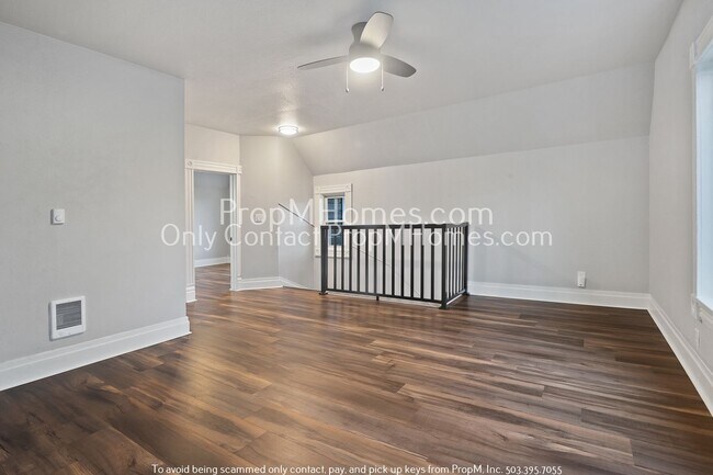 Photo - 713-715 Monroe Street Unidad 715
