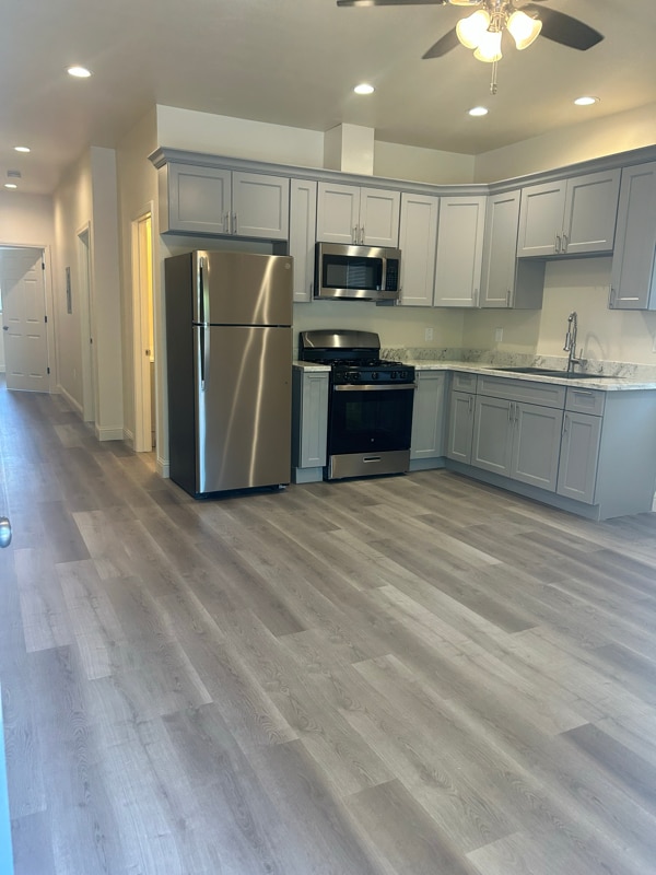 Photo - 1825 N Center St Apartment