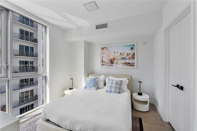 Photo - 227 NE 2nd St Unit 2201