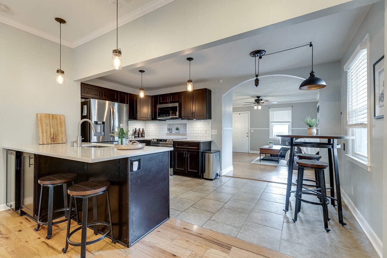 Photo - 2505 Oakwood Ave (Nashville, TN)