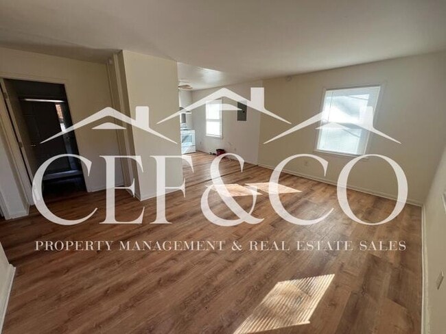 Photo - 751 Baltimore St