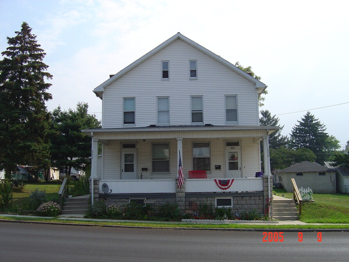 232 Adelia St Townhome Townhome Rental in Middletown PA