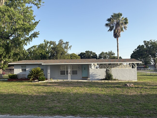 Photo - 900 NE 44th St House