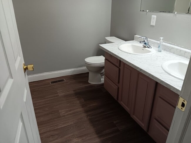 Photo - For Rent: 4-bedroom 2-bathroom single family home! COMING SOON