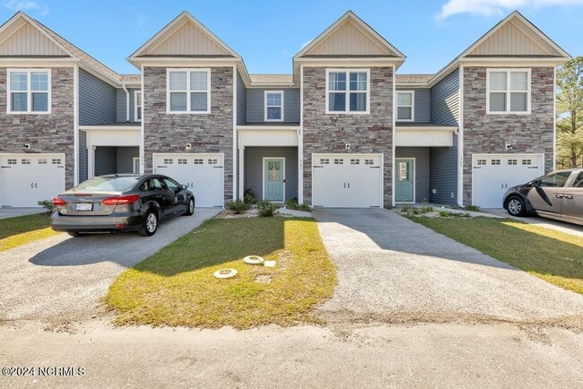 Photo - 361 S Stingray Ln Townhome