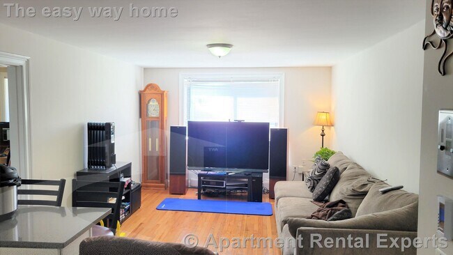 Photo - 134 Summer St Unidad #5