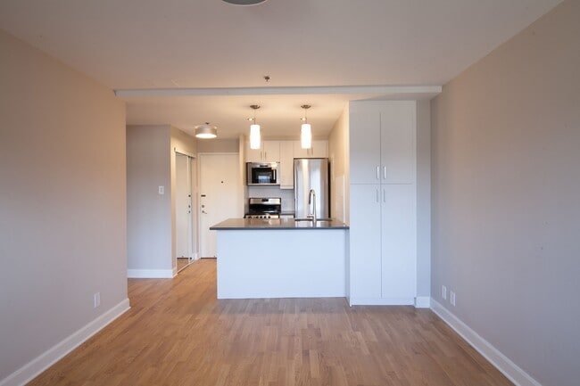 Photo - 3455 Rue Aylmer Unit 1002