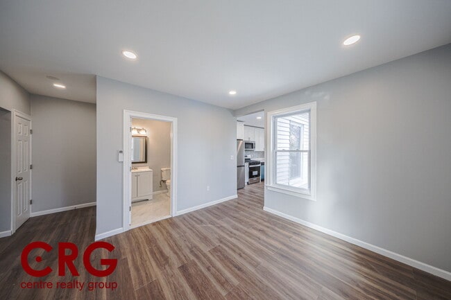 Building Photo - 81 Alder St Unit C Rental