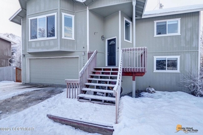 Photo - BEAUTIFUL, FULLY UPDATED SINGLE FAMILY HOM...