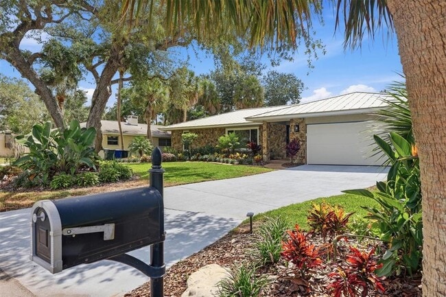 5159 Oakmont Pl