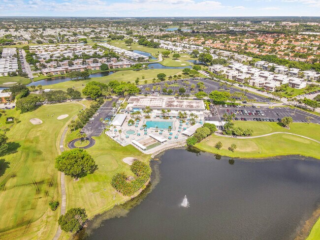 Photo - 407 Piedmont I