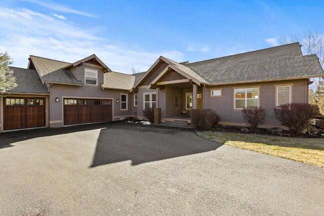 Building Photo - Modern Design Meets Mountain Living on Ben... Rental