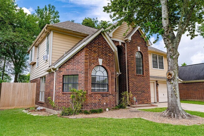 Photo - 3022 Norwich St