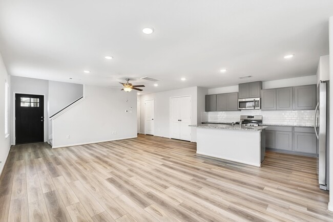 Photo - 18802 Glenwood Chase Ct