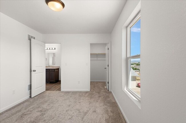 Photo - 250-252 W Acorn Dr Unit 1146-1 Chattels 250 W. Acorn Dr.