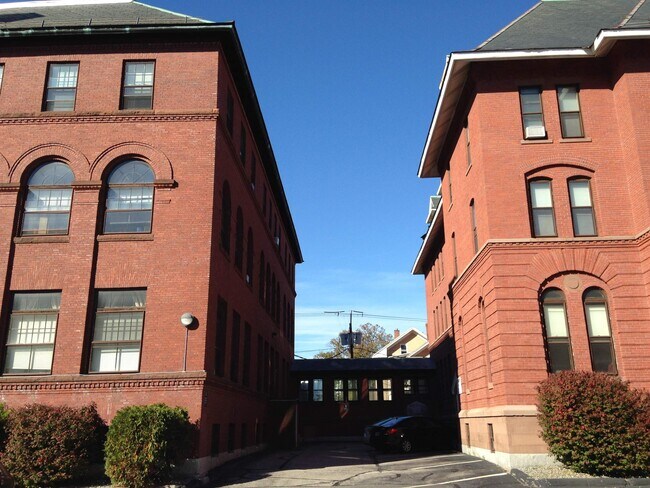 Photo - 124 Orange St Unit 204