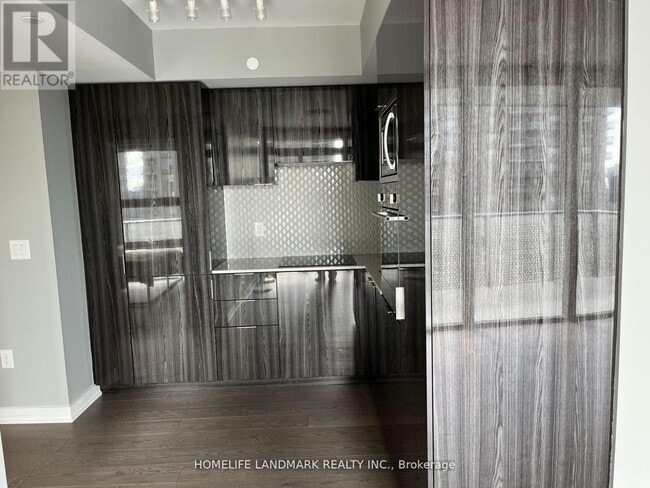 Photo - 11 Wellesley St W Unit 1405