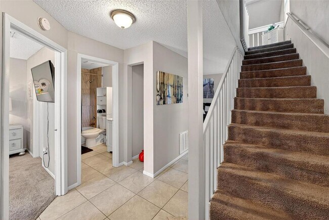 Photo - 1300 Woodman Way