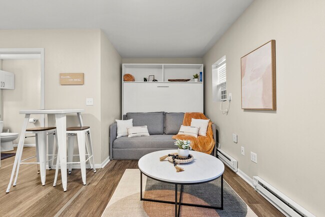 Photo - 2016 College St Unit 1