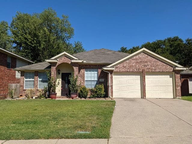 Building Photo - 1321 Meadowbrook Dr