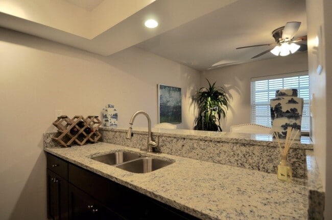 Building Photo - 4903-4911 Junius St Rental